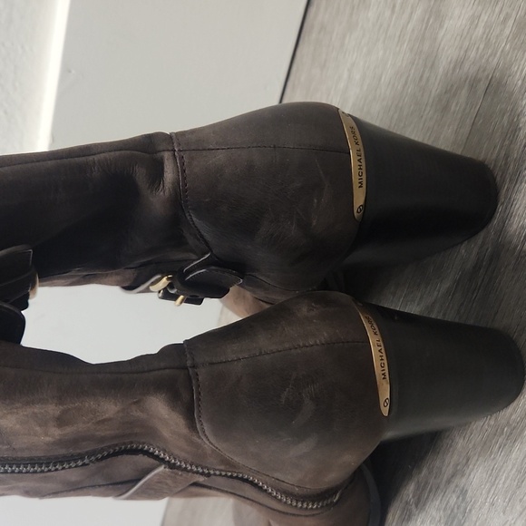 Michael Kors Leather Ashton Mid Bootie Brown Size 9.5 - Picture 4 of 7